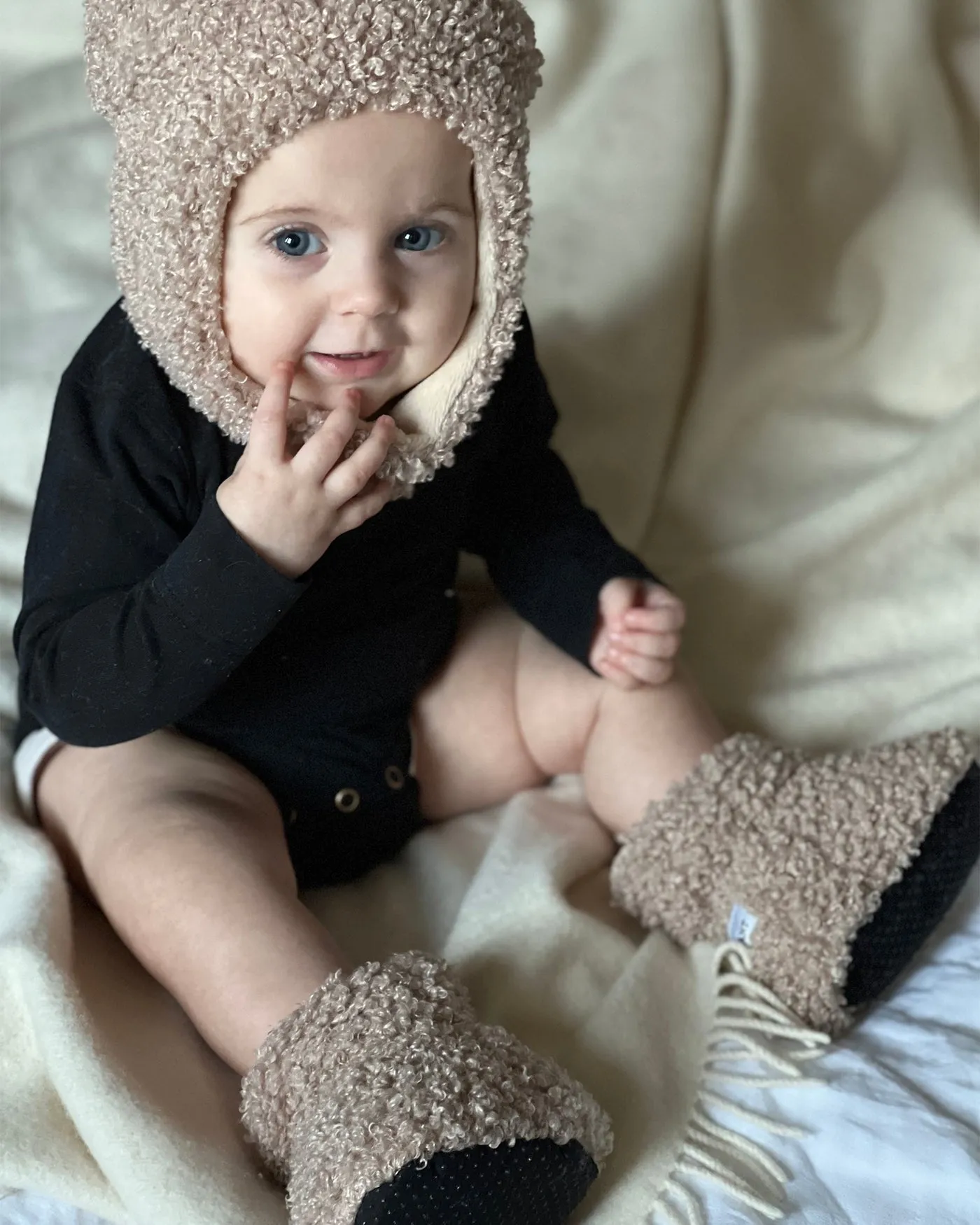 7 A.M. Enfant Baby Booties - Teddy