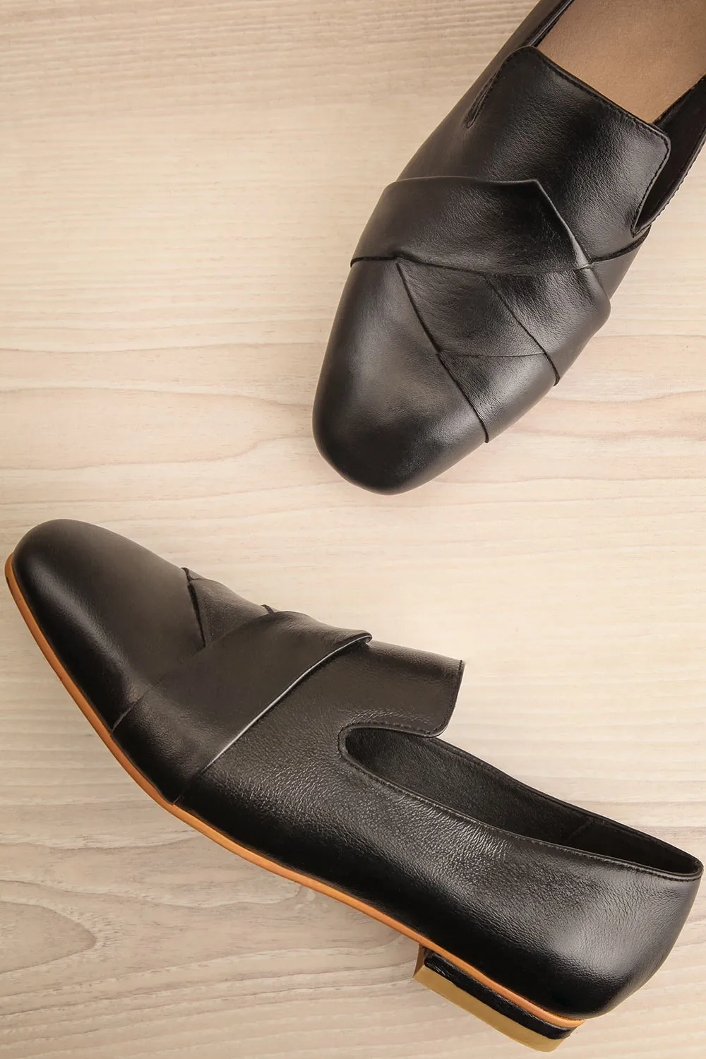 Baru | Black Leather Loafers