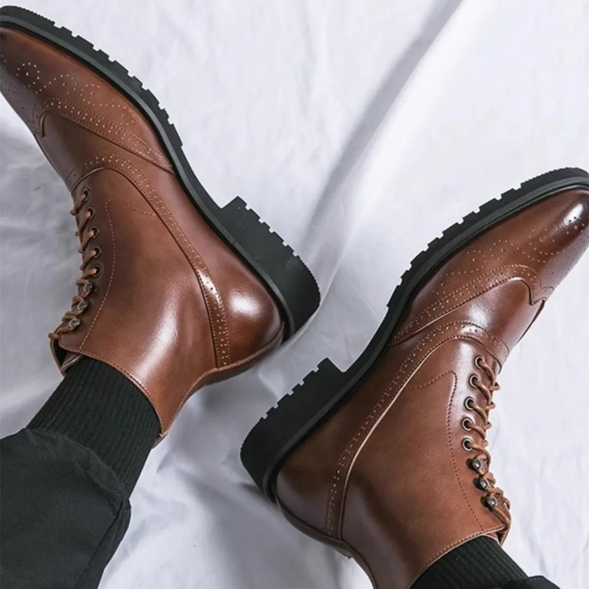 Men's Leather Thick Sole Mid-Top Shoes