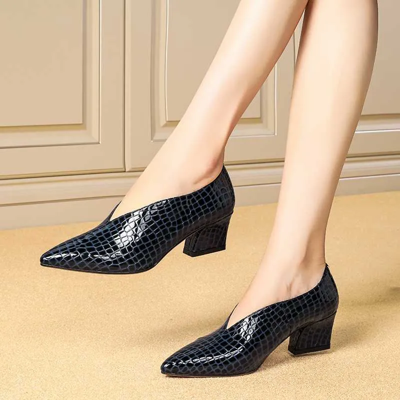 Serpatura Slip-On Business Heels