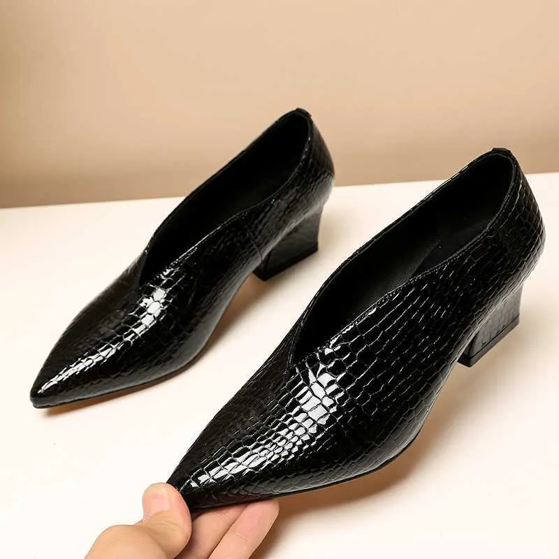 Serpatura Slip-On Business Heels