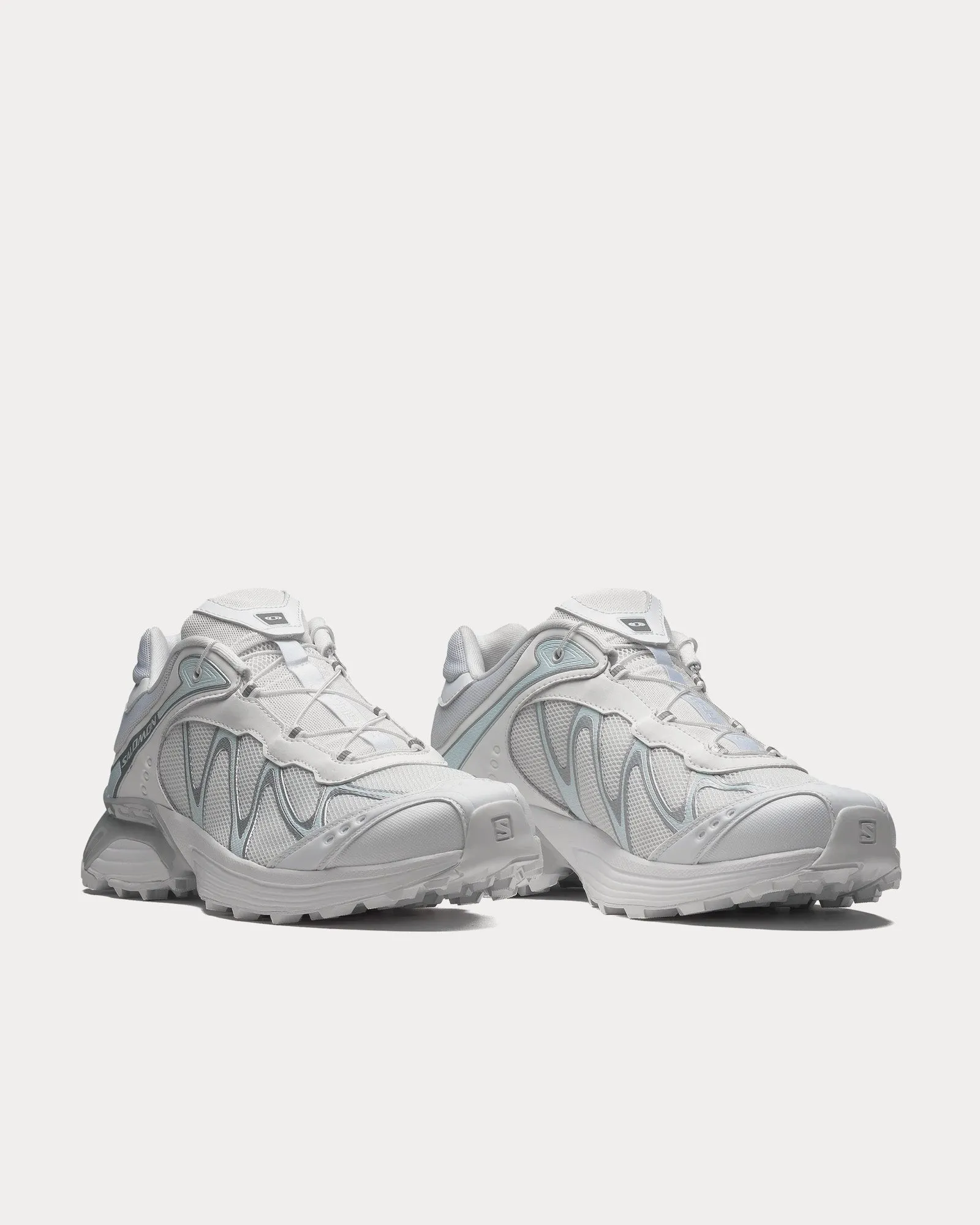 XT-Whisper White / Lunar Rock / Ftw Silver Low Top Sneakers